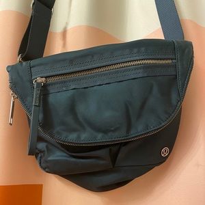 Lululemon Festival Bag